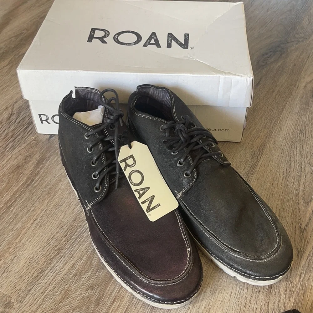 Roan by Bed | Stu “Tobias” Black Oiled Suede Chukka Boot Size 11